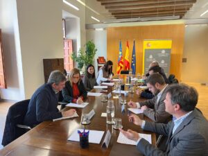 reunion horta nord con delegada del Gobierno CV